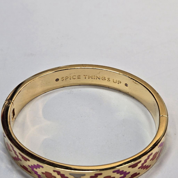 Kate Spade Bracelet Spice Things Up Goldtone Pink Red Aztec Patterned Clamper - Picture 4 of 7